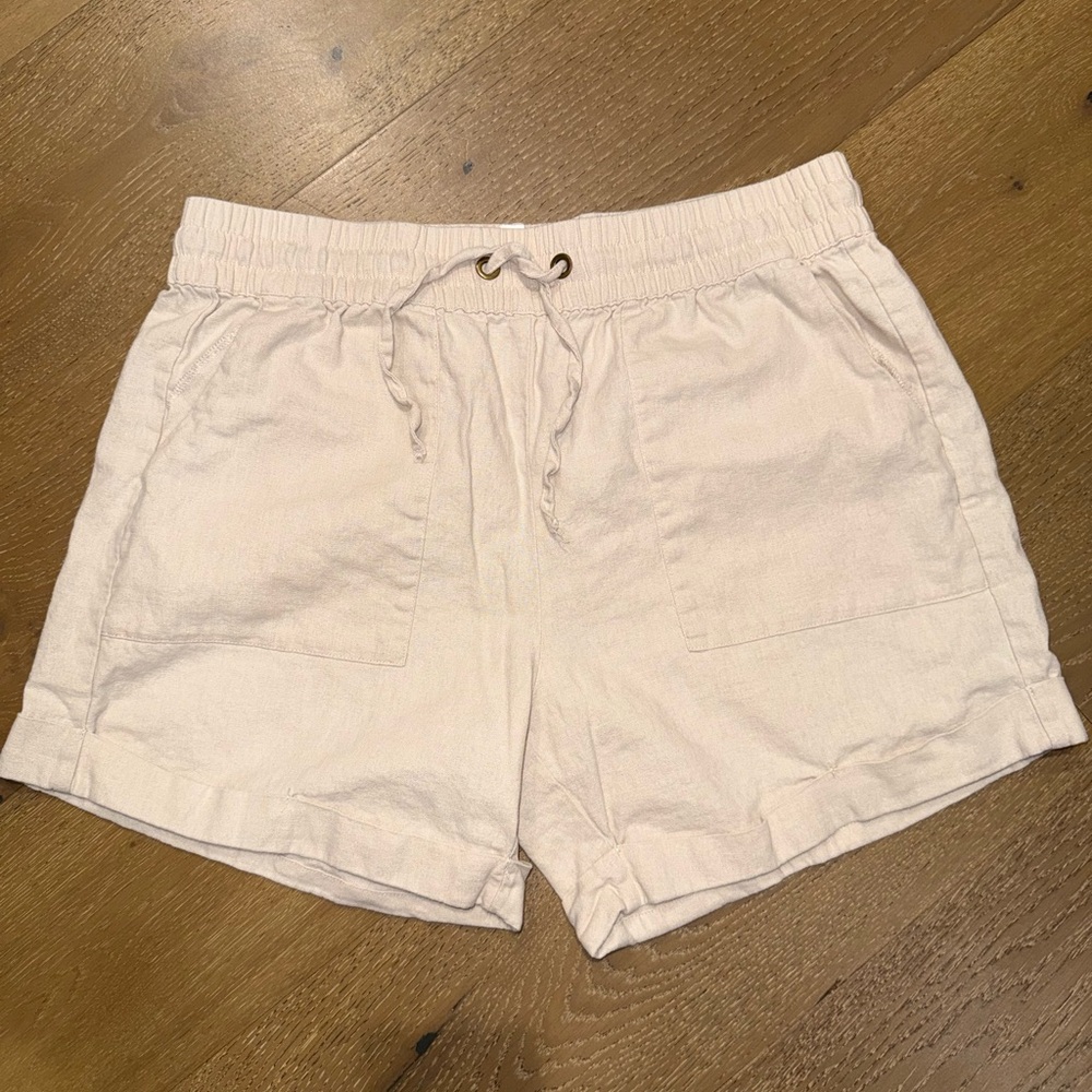 Women’s Drawstring Linen-Blend Shorts in Light Pink‎